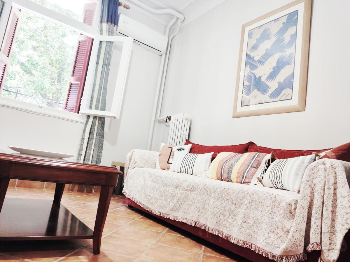 Under The Rock Of Acropolis By Yha Apartment Athens Exterior photo